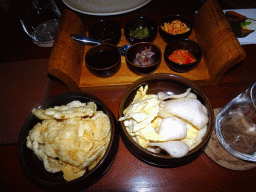 Krupuks and other food at the Homaya Restaurant of the Inaya Putri Bali hotel