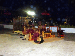 Musicians in front of the Gading Restaurant at the Inaya Putri Bali hotel, by night