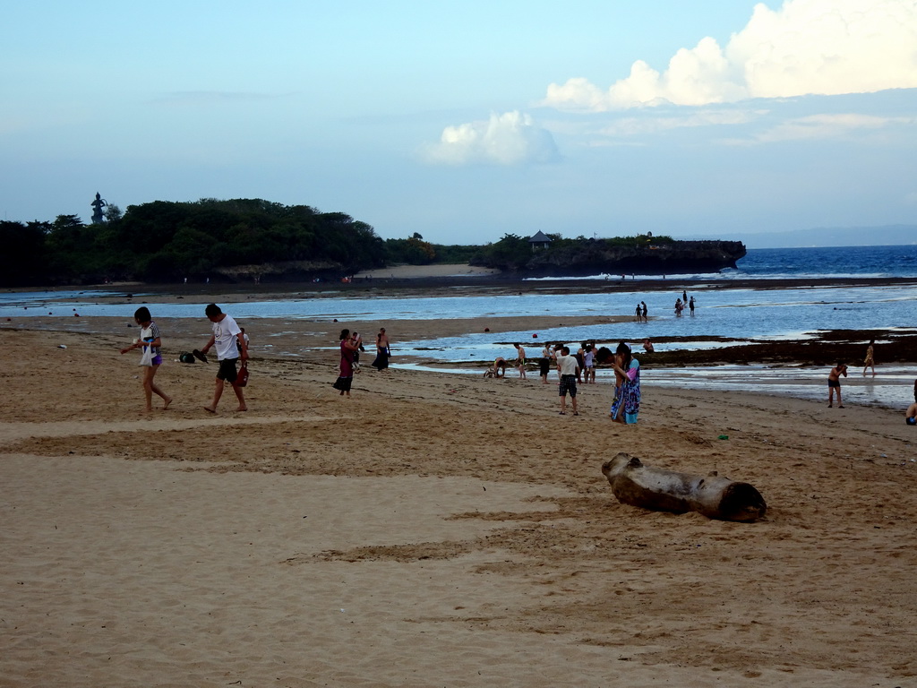 Peninsula Island and the beach of the Inaya Putri Bali hotel, during low tide