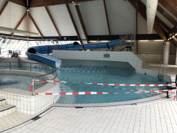The swimming pool at the Roompot De Katjeskelder holiday park