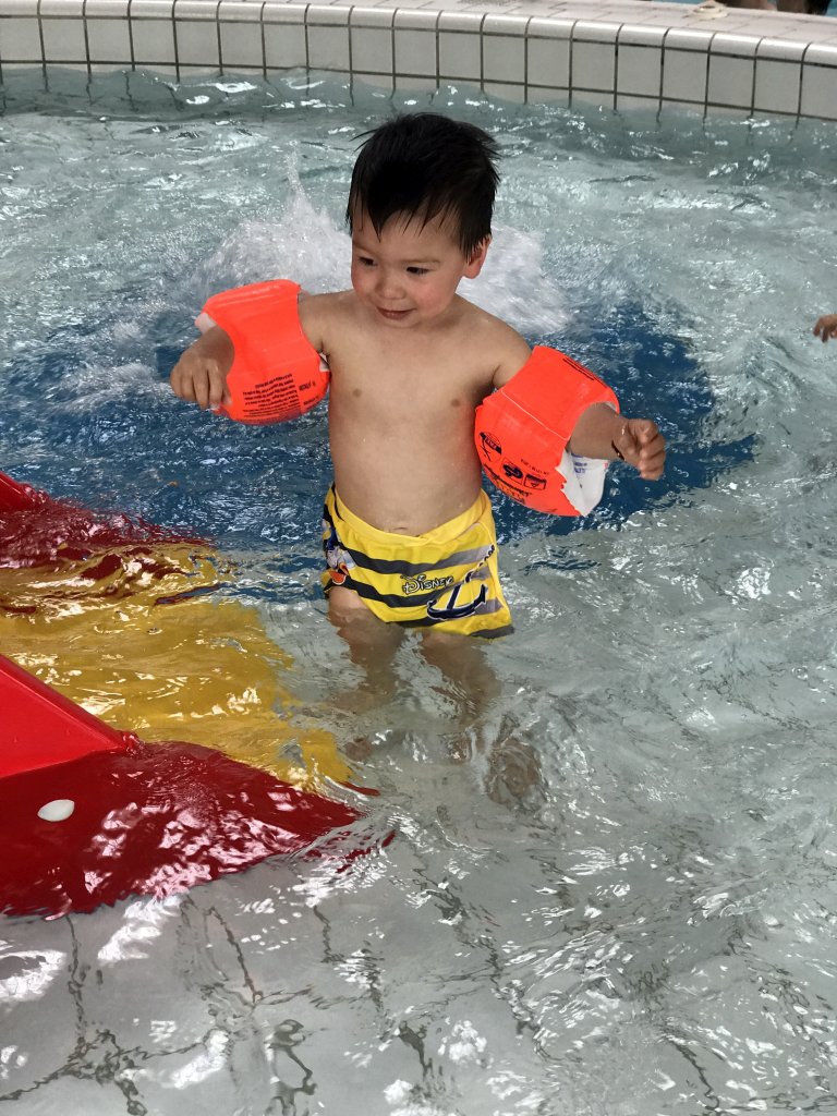 Max at the swimming pool at the Roompot De Katjeskelder holiday park