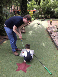 Tim and Max at the mini golf course at the Roompot De Katjeskelder holiday park