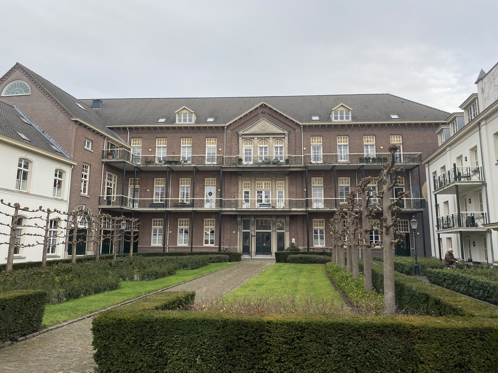 North side of the Saint Louisplein square with the Voorbouw Saint Louis building