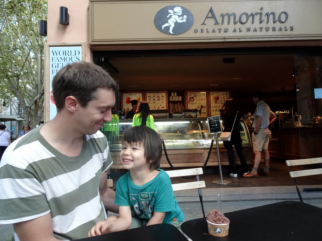 Tim and Max with an ice cream at the Amorino ice cream store at the Plaça de Weyler square