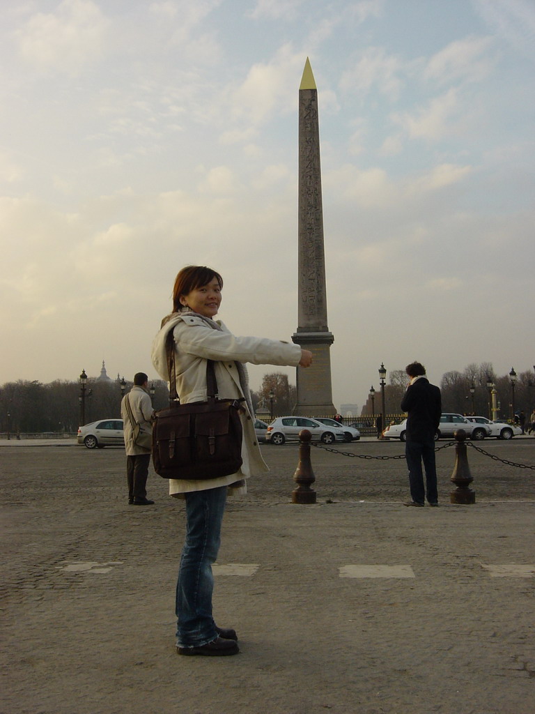 Miaomiao with the Obelisk of Luxor at the Place de la Concorde square