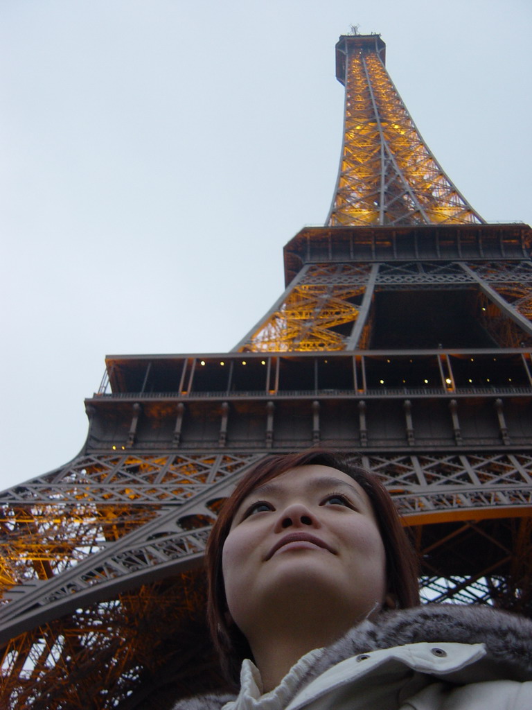 Miaomiao and the Eiffel Tower