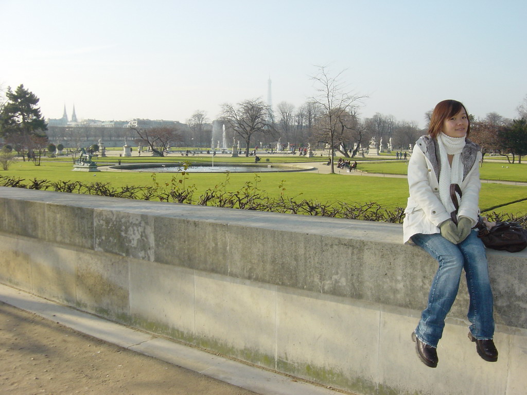 Miaomiao at the Tuileries Garden