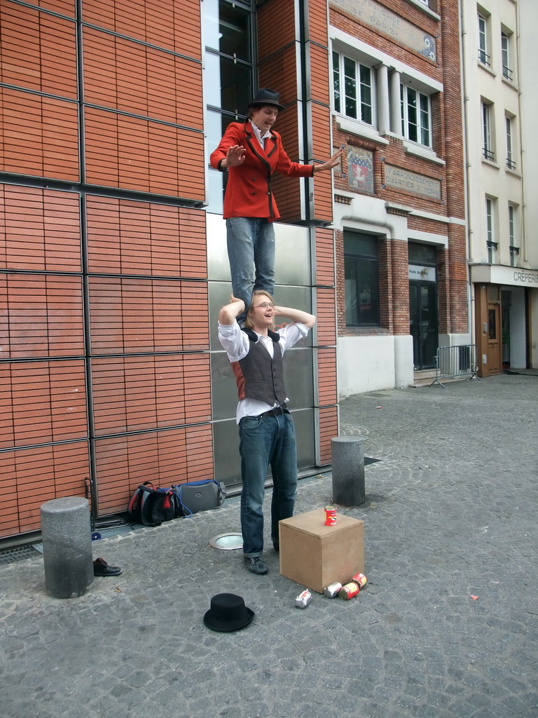 Street artists at the side of the Centre Georges Pompidou