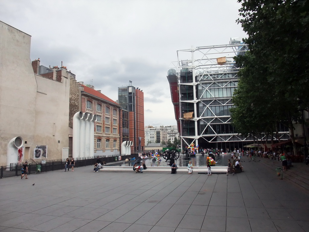 The Stravinsky Fountain and the right side of the Centre Georges Pompidou