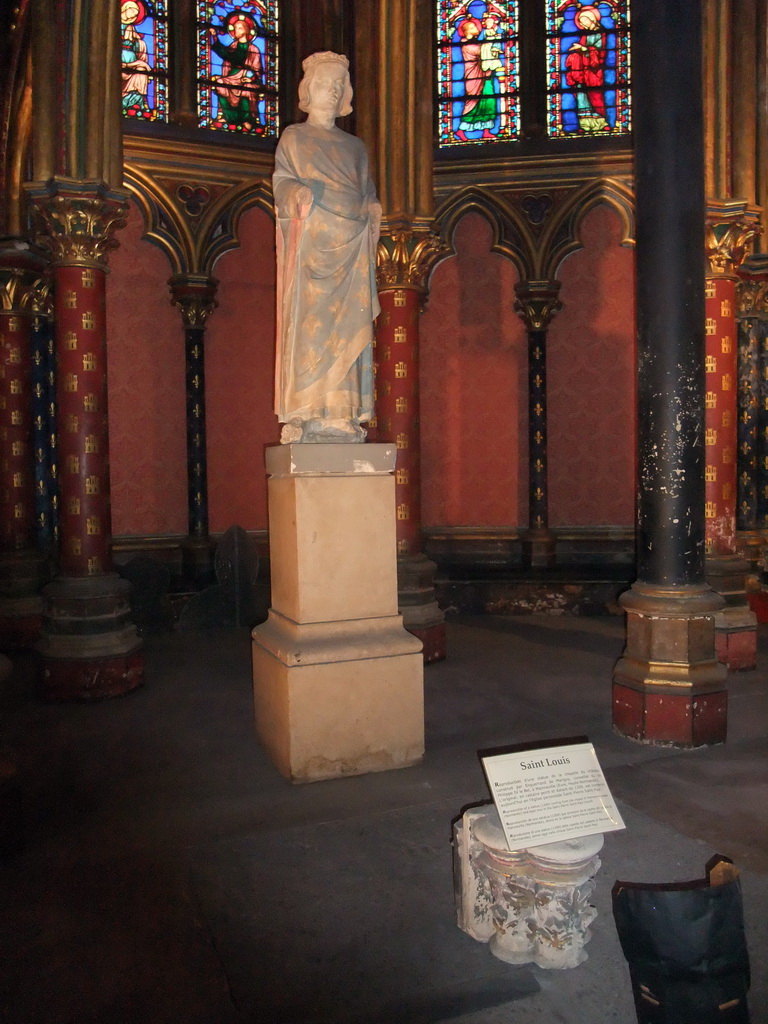 Statue of Saint Louis in the Lower Chapel of the Sainte-Chapelle chapel