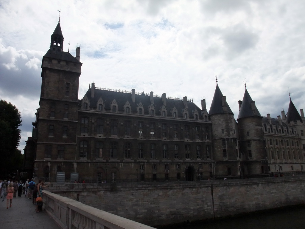 The Conciergerie, viewed from the Pont au Change bridge