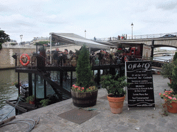 Restaurant `O fil de l`o` at the bank of the Seine river