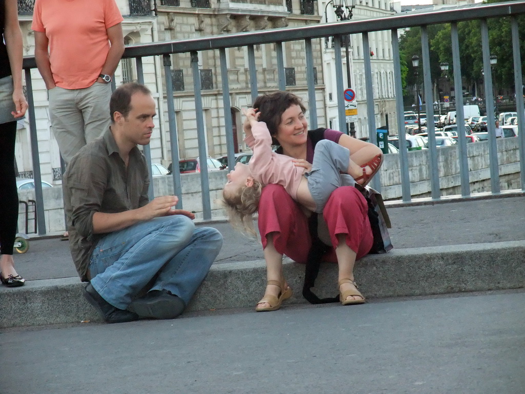 People on the Pont Saint-Louis bridge