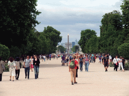 The Grand Allée in the Tuileries Garden, the Obelisk of Luxor at the Place de la Concorde square, the Arc de Triomphe and the La Défense district