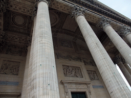 paris_2_263 - 285 kb - 1024x768 - Front of the Panthéon Front of the Panthéon