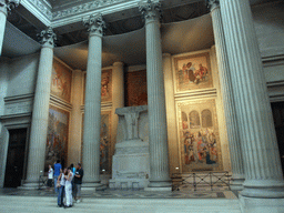 paris_2_277 - 294 kb - 1024x768 - Sculpture and paintings of Sainte Geneviève in the Panthéon Sculpture and paintings of Sainte Geneviève in the Panthéon