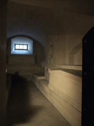 paris_2_284 - 169 kb - 768x1024 - Tomb of Émile Zola in the crypt of the Panthéon Tomb of Émile Zola in the crypt of the Panthéon