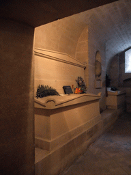 paris_2_285 - 211 kb - 768x1024 - Tomb of Louis Braille in the crypt of the Panthéon Tomb of Louis Braille in the crypt of the Panthéon