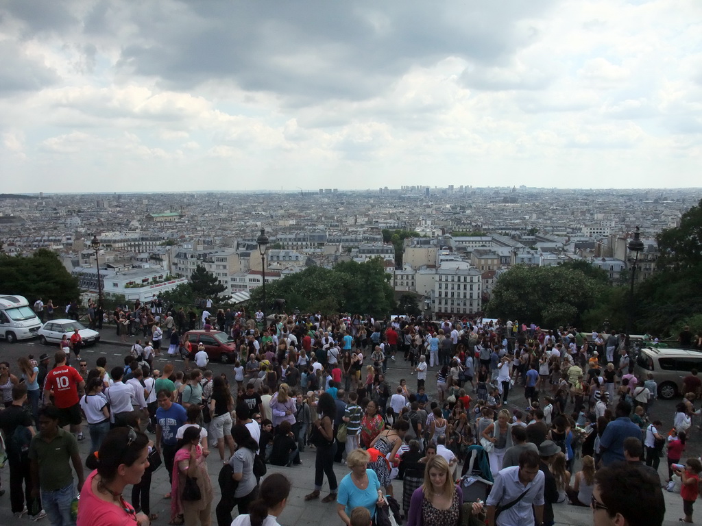 View from the front of the Basilique du Sacré-Coeur on the Montmartre staircase and the region to the south