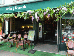 Front of the L`Emeraude Atelier Beyrouth restaurant at the Quai de la Mégisserie street