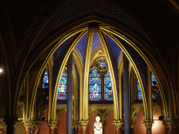 Ceiling and the statue of King Louis IX at the Lower Chapel of the Sainte-Chapelle chapel