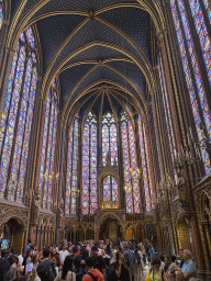 Nave, apse and altar of the Upper Chapel of the Sainte-Chapelle chapel