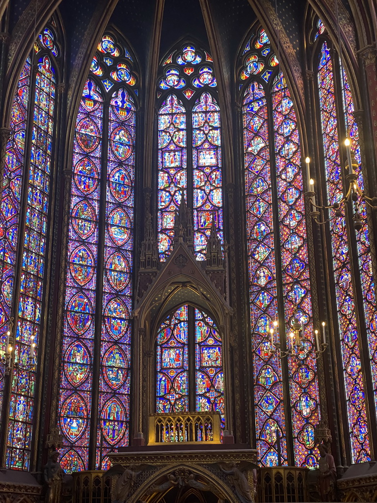 Apse and altar of the Upper Chapel of the Sainte-Chapelle chapel