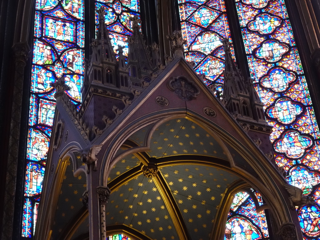 Upper part of the altar of the Upper Chapel of the Sainte-Chapelle chapel