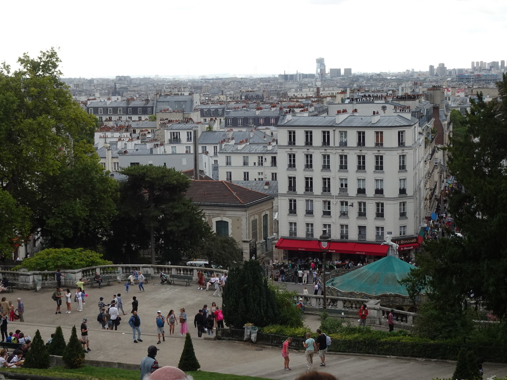 The Square Louise Michel, with a view on the city center