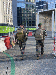 Soldiers at the Parvis de la Défense square