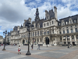 Front of the City Hall and Olympics 2024 sign at the Place de l`Hôtel de Ville square