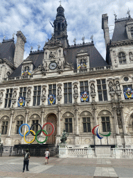 Front of the City Hall and Olympics 2024 sign at the Place de l`Hôtel de Ville square