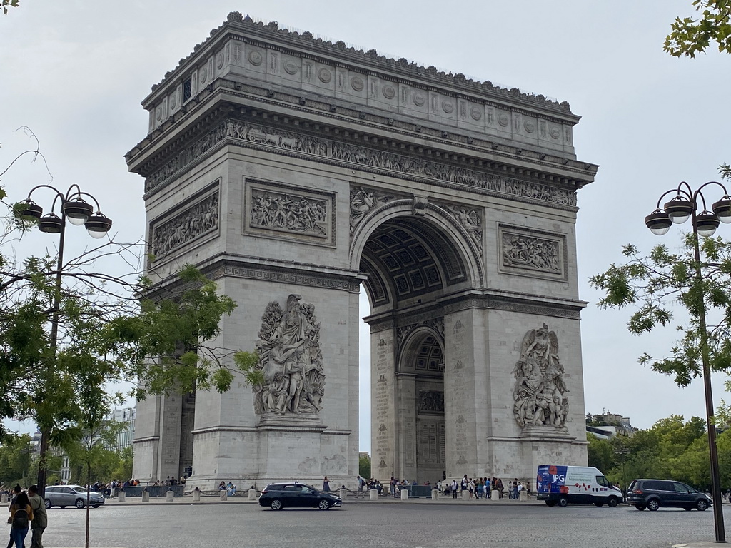 The northwest side of the Arc de Triomphe at the Place Charles de Gaulle square, viewed from the Avenue Carnot