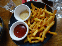 French fries at the Les Deux Colombes restaurant