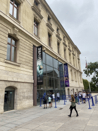 Entrance at the south side of the Grande Galerie de l`Évolution museum at the Allée Haüy street