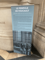 Information on the Foucault Pendulum at the transept of the Panthéon