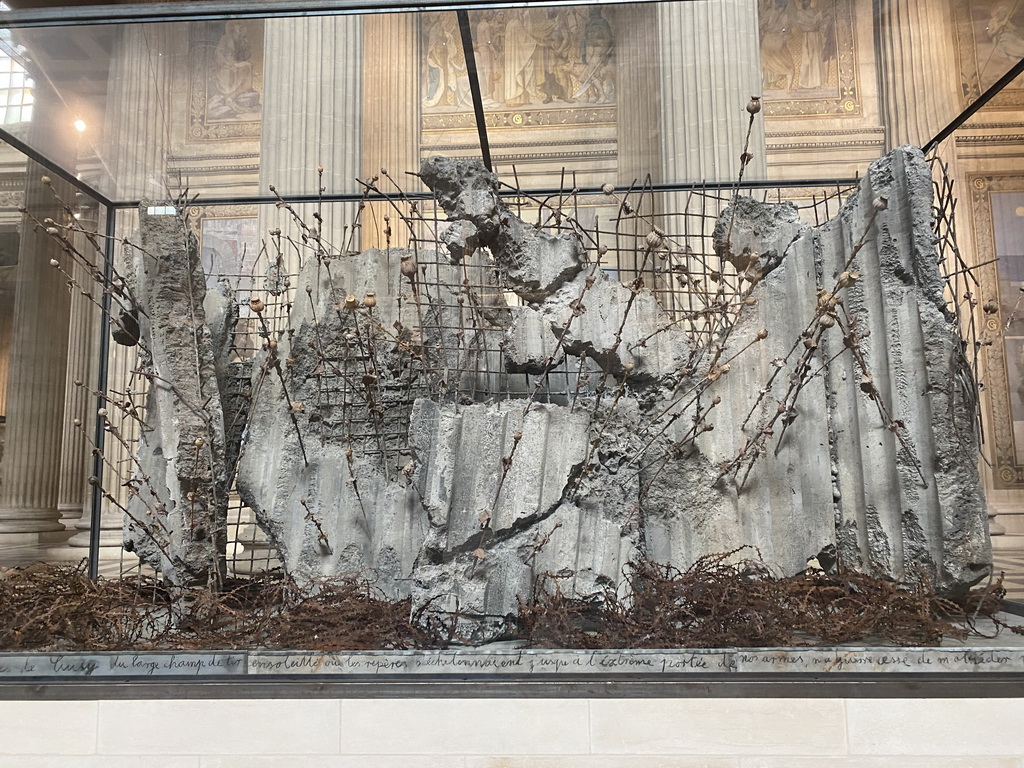 Piece of art at the south transept of the Panthéon