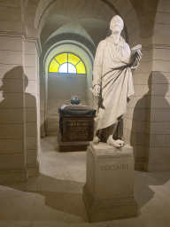 Statue and tomb of Voltaire at the Vestibule of the Crypt of the Panthéon