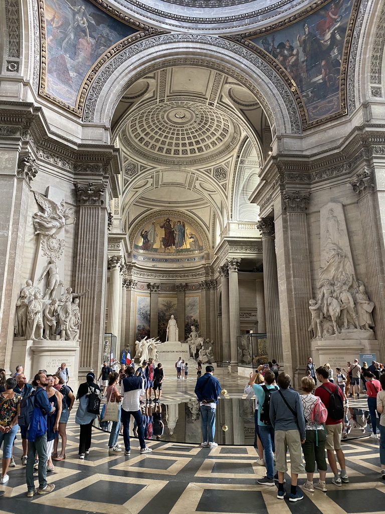 Transept and apse of the Panthéon