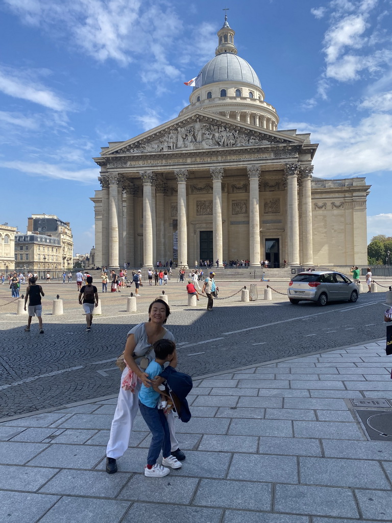 Miaomiao and Max in front of the west side of the Panthéon at the Place du Panthéon square