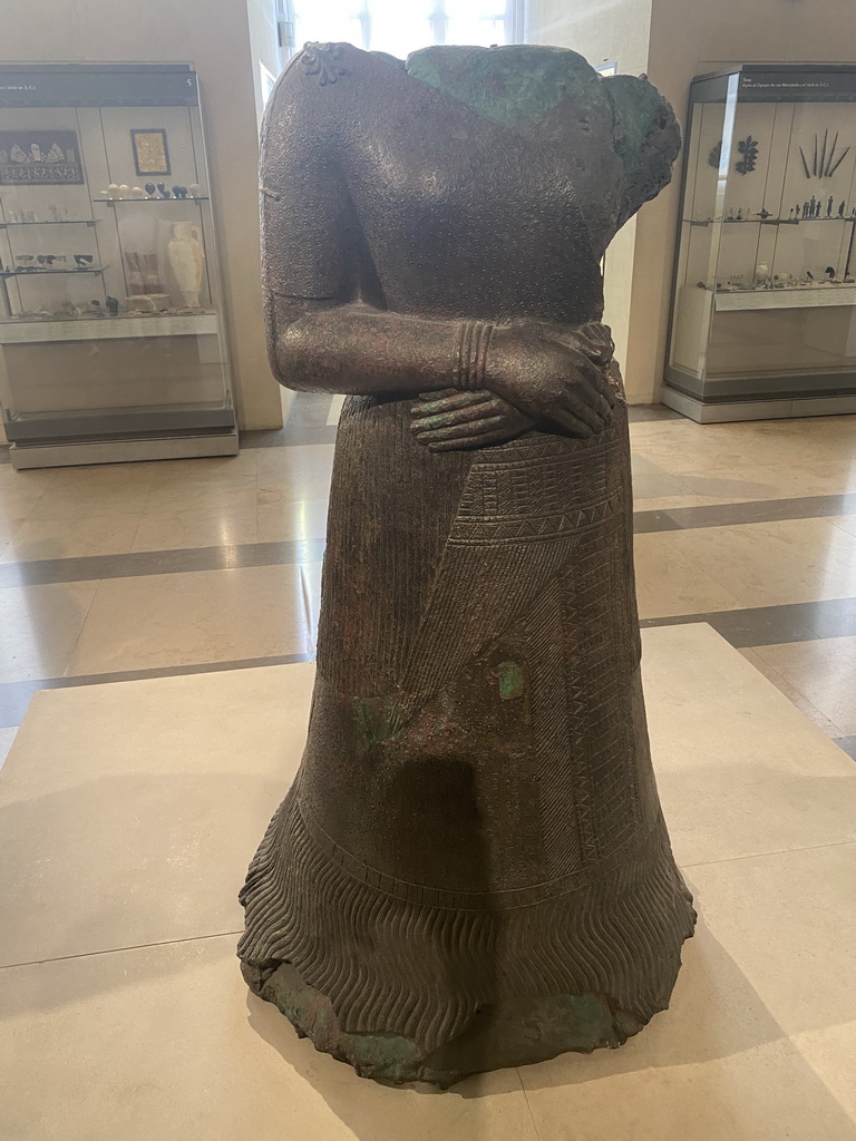 Statue of Queen Napirasu, wife of Untash-Napirisha, at the Ground Floor of the Sully Wing of the Louvre Museum
