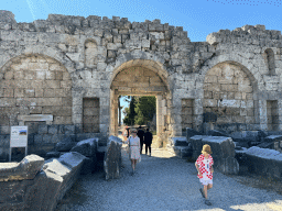 Miaomiao and Max at the north side of the Roman Gate at the south side of the City Walls at the Ancient City of Perge, with explanation