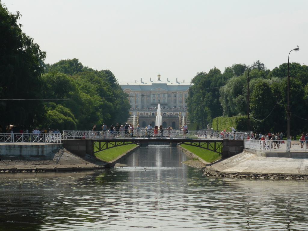 Bridges over the Samsonovskiy Canal, the Great Cascade and the front of the Great Palace