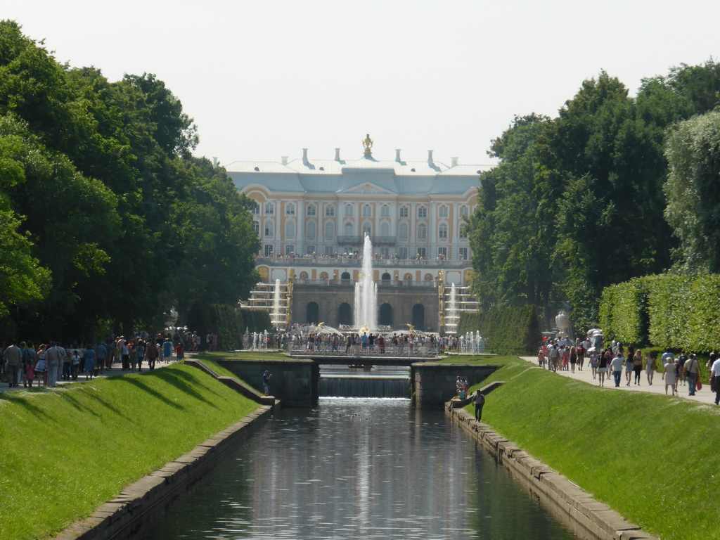 Bridges over the Samsonovskiy Canal, the Great Cascade and the front of the Great Palace