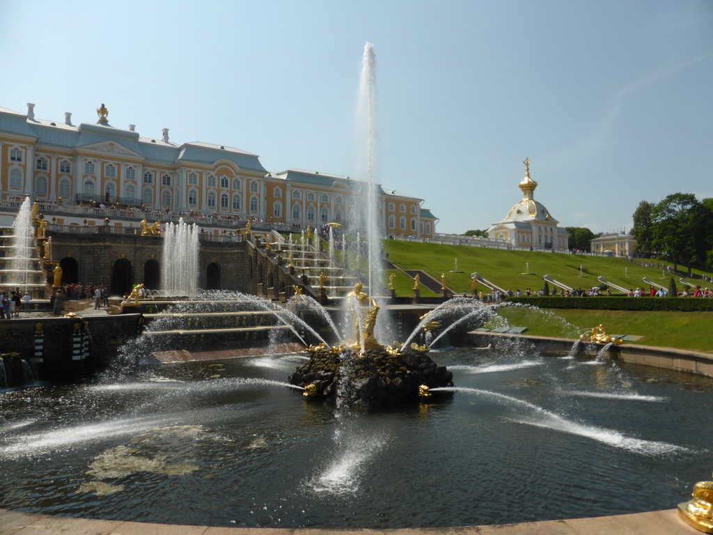 The Samson Fountain and the Great Cascade, in front of the Great Palace