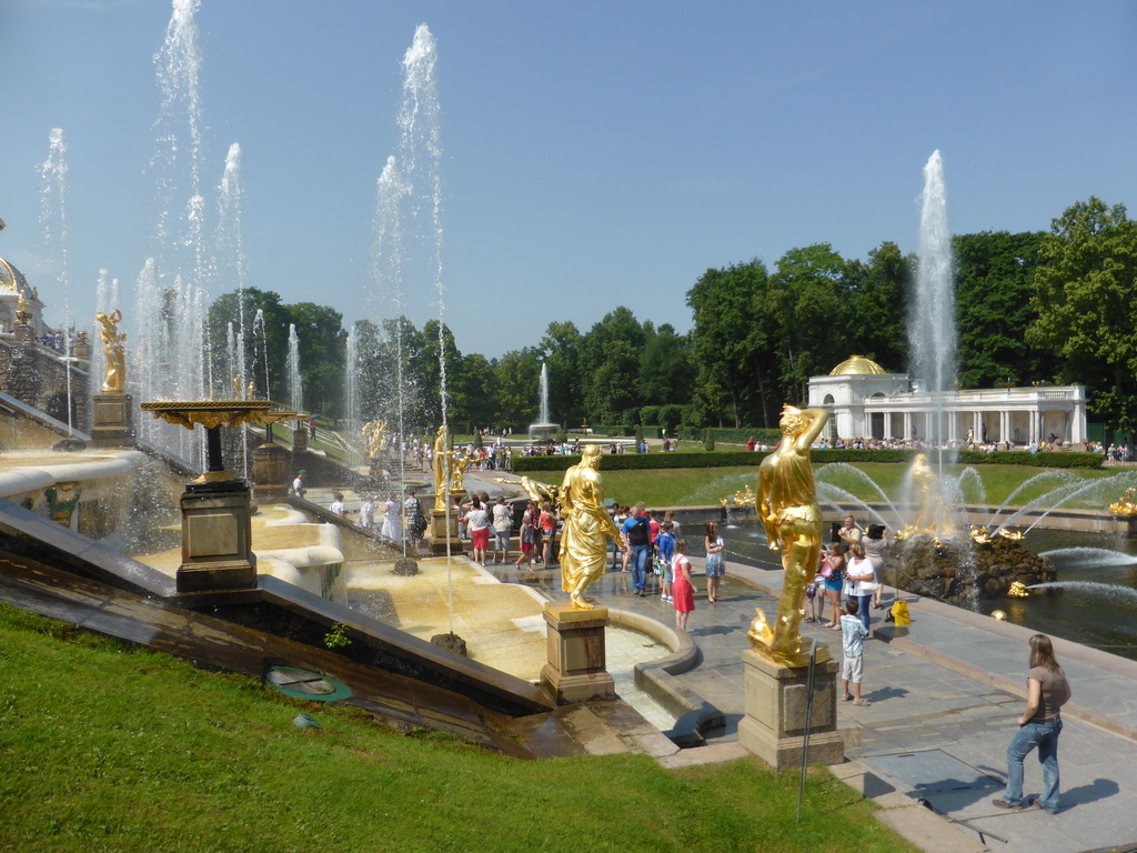 The Great Cascade in front of the Great Palace