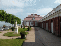 The back side of the Monplaisir Palace, with a view on the Gulf of Finland