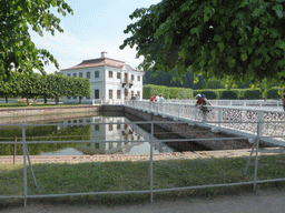 The front of the Marly Palace and the Bacchus Garden, viewed from the touring cart