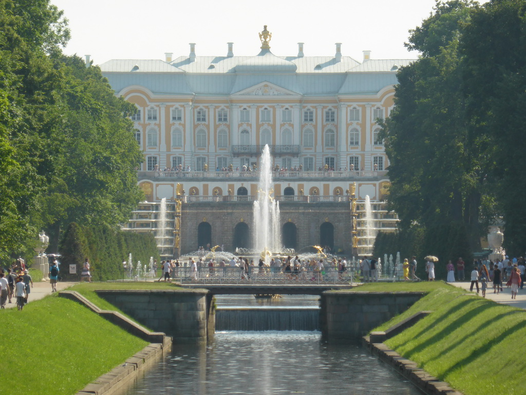 The Morskoy Canal, bridges over the Samsonovskiy Canal, the Great Cascade and the front of the Great Palace