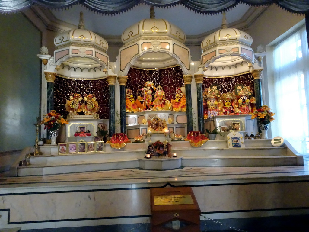 Altar at the ground floor of the Castle of Petite-Somme